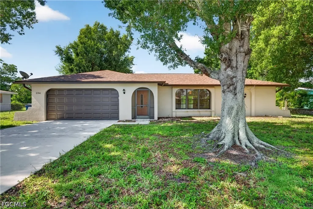 134 Gibson Street Fort Myers FL 33905