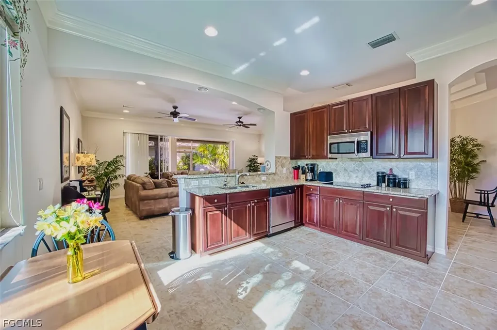 7371 Sika Deer Way Fort Myers FL 33966