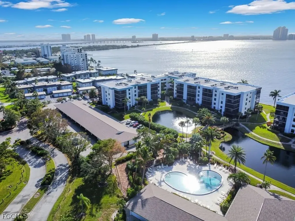3490 N Key Drive North Fort Myers FL 33903