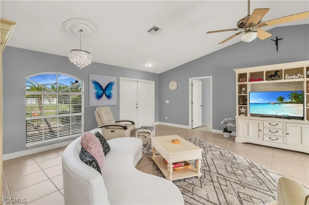 310 SE 47th Street Cape Coral FL 33904