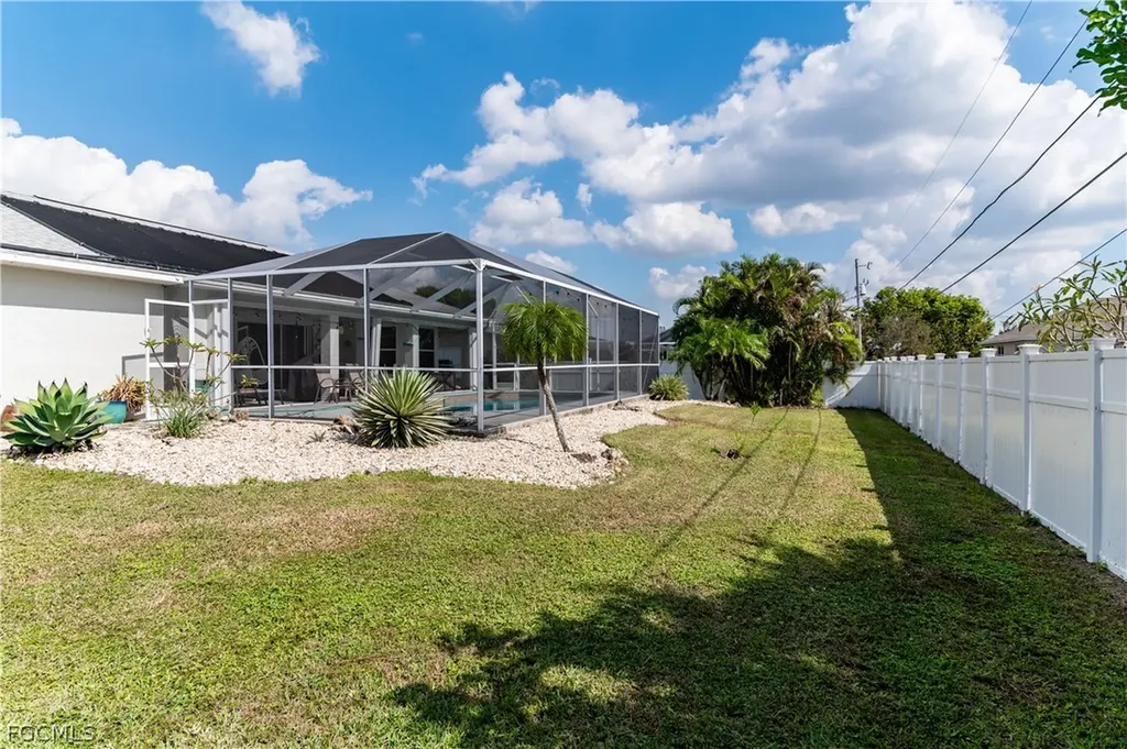 310 SE 47th Street Cape Coral FL 33904