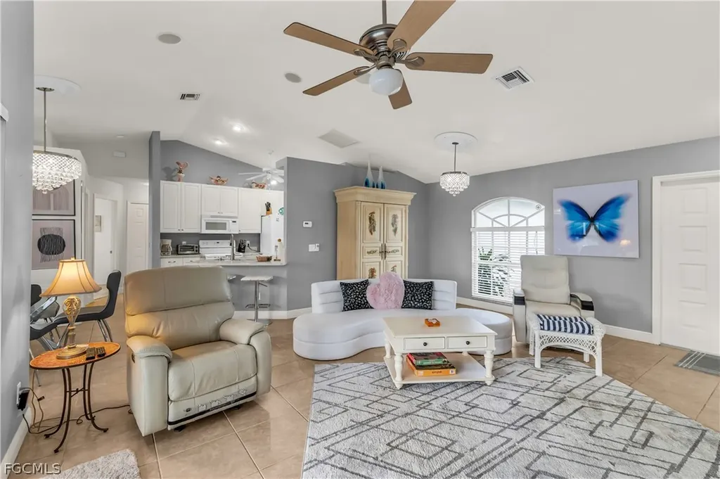 310 SE 47th Street Cape Coral FL 33904