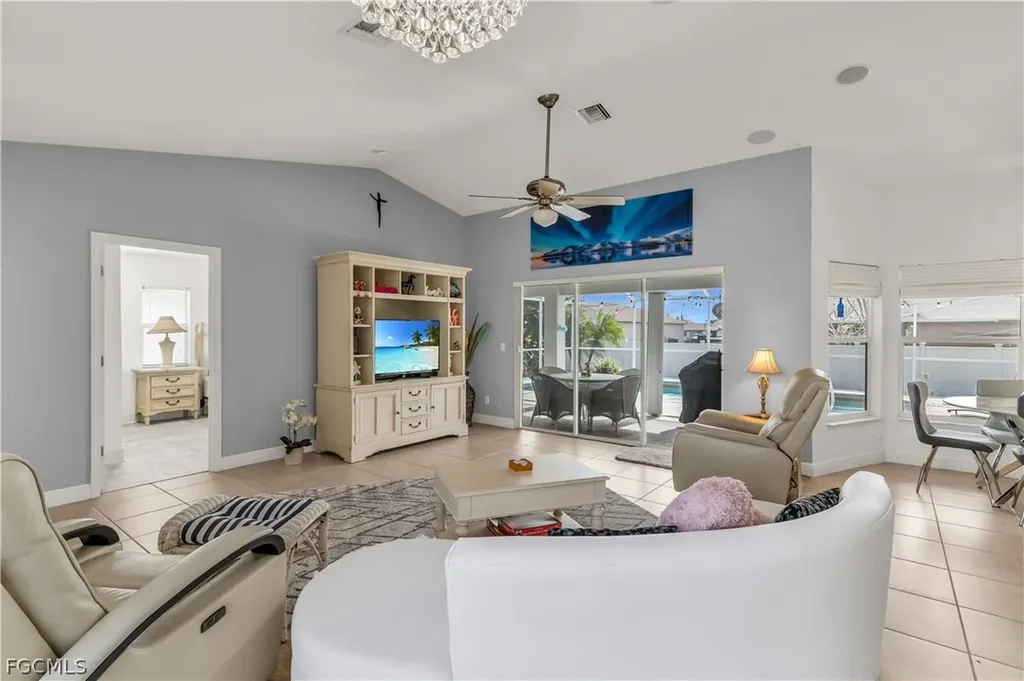 310 SE 47th Street Cape Coral FL 33904