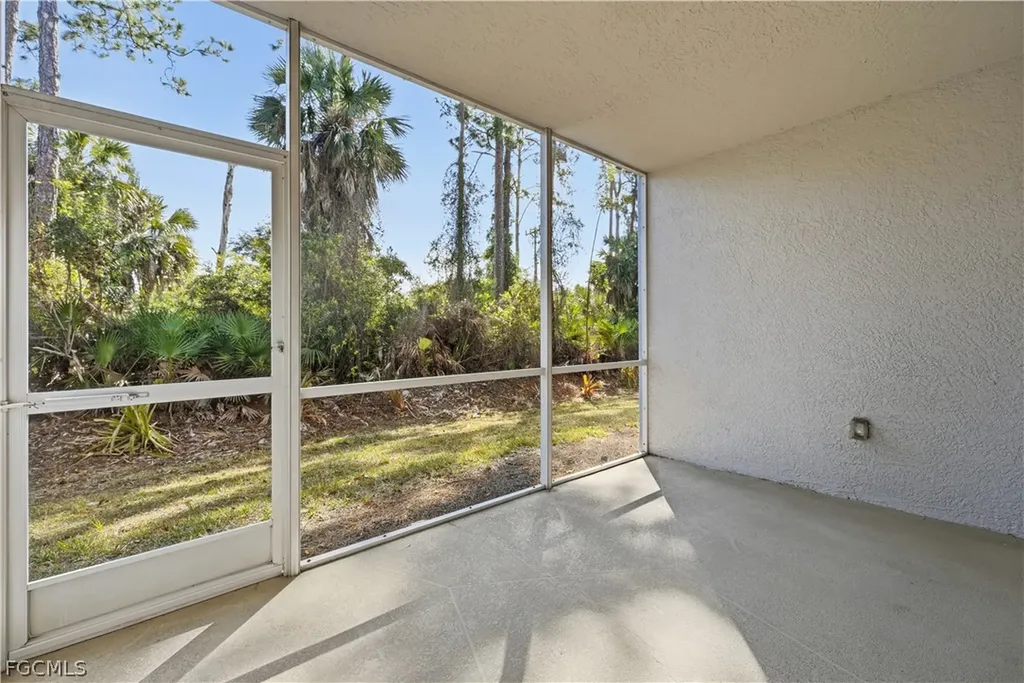 7823 Regal Heron Circle Naples FL 34104