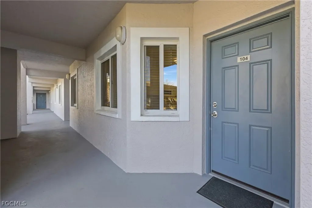 7823 Regal Heron Circle Naples FL 34104