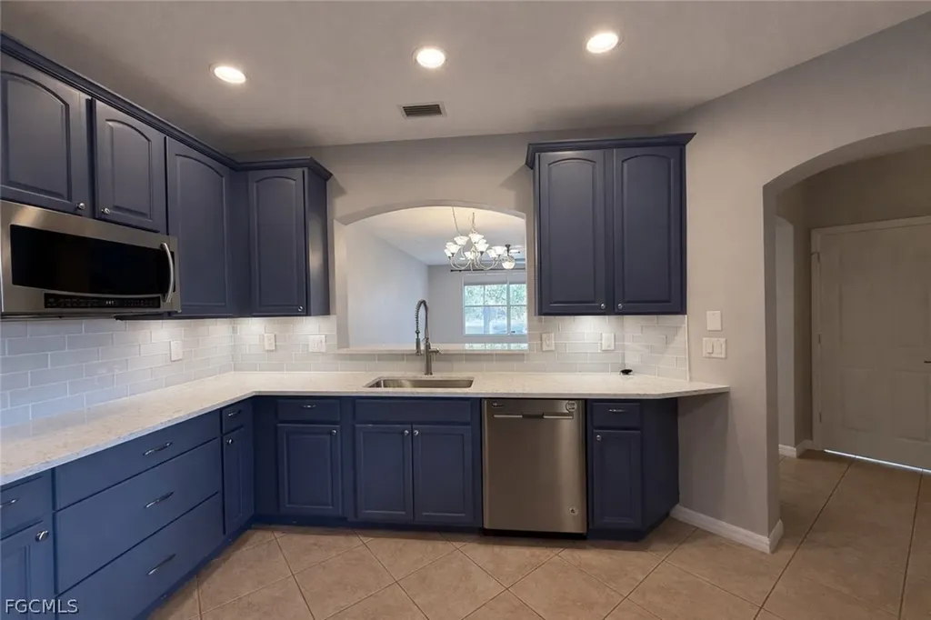 9762 Roundstone Circle Fort Myers FL 33967
