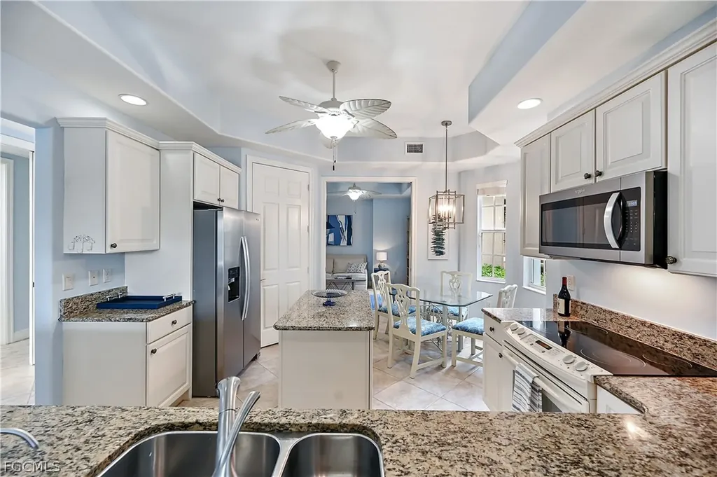 7832 Hawthorne Drive Naples FL 34113