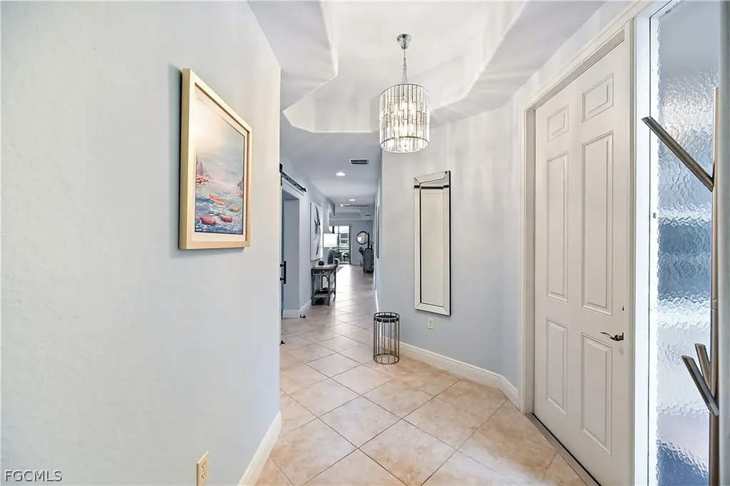 7832 Hawthorne Drive Naples FL 34113