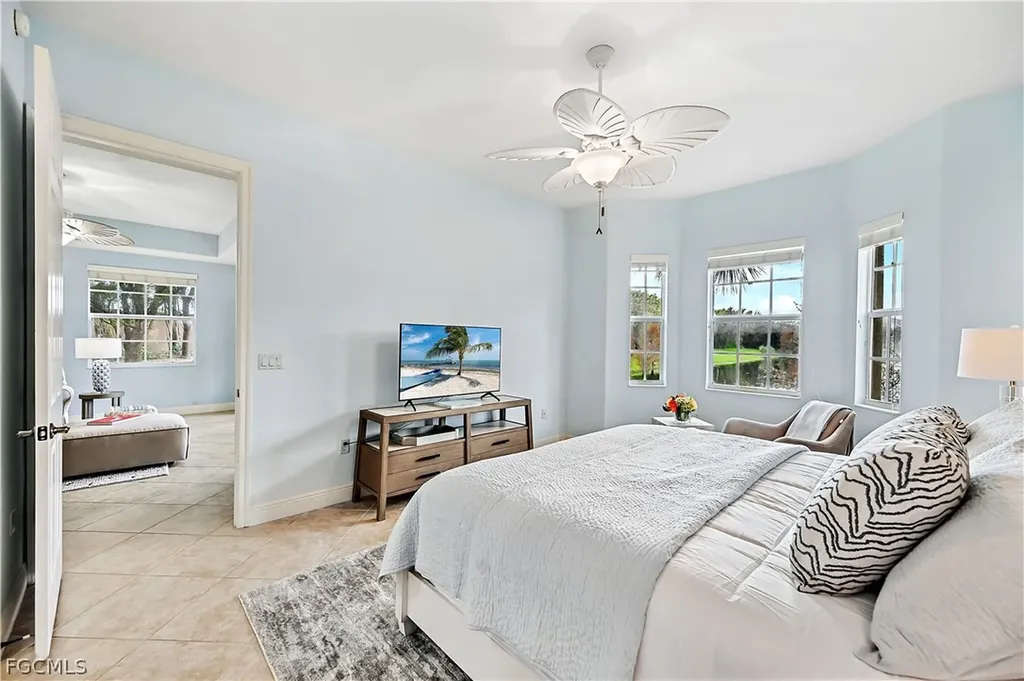 7832 Hawthorne Drive Naples FL 34113