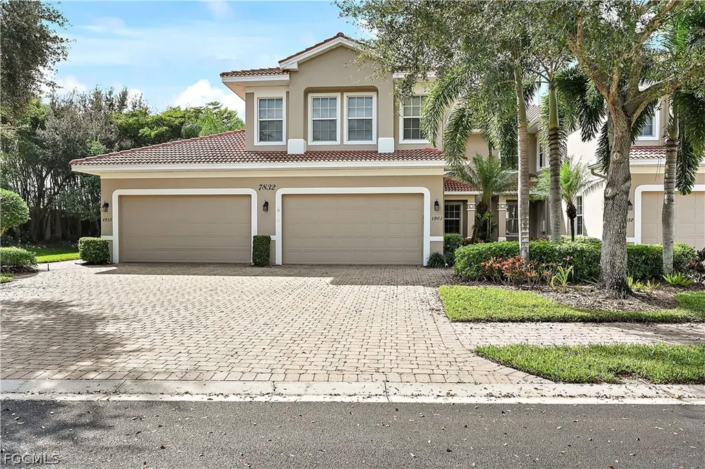 7832 Hawthorne Drive Naples FL 34113