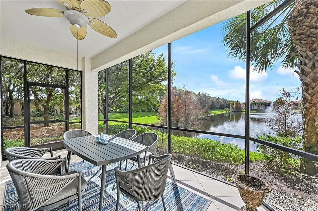 7832 Hawthorne Drive Naples FL 34113