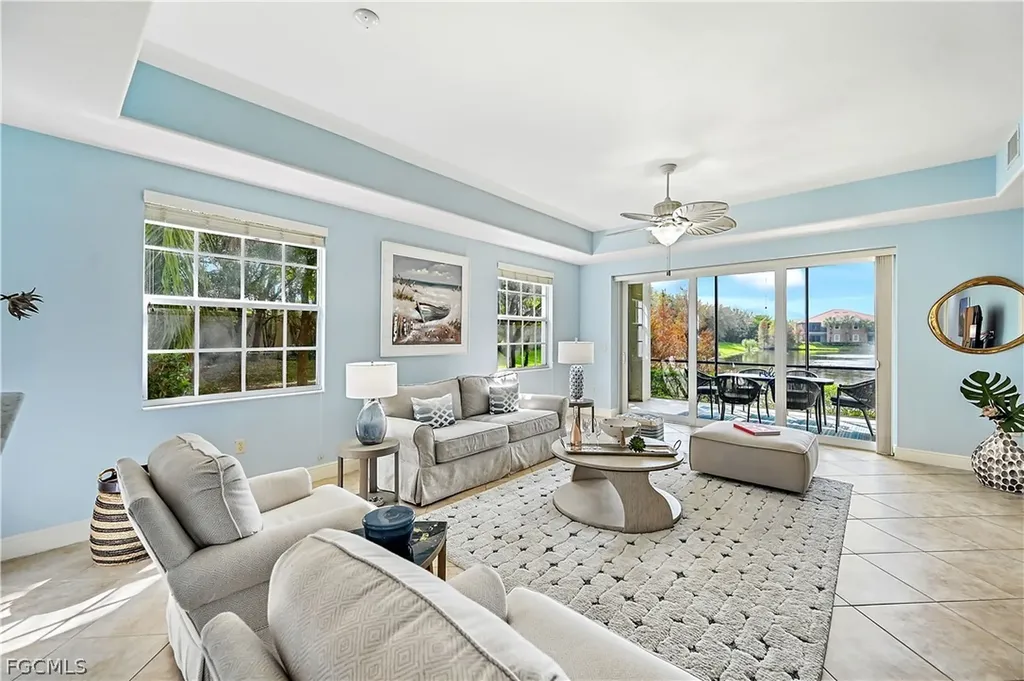 7832 Hawthorne Drive Naples FL 34113