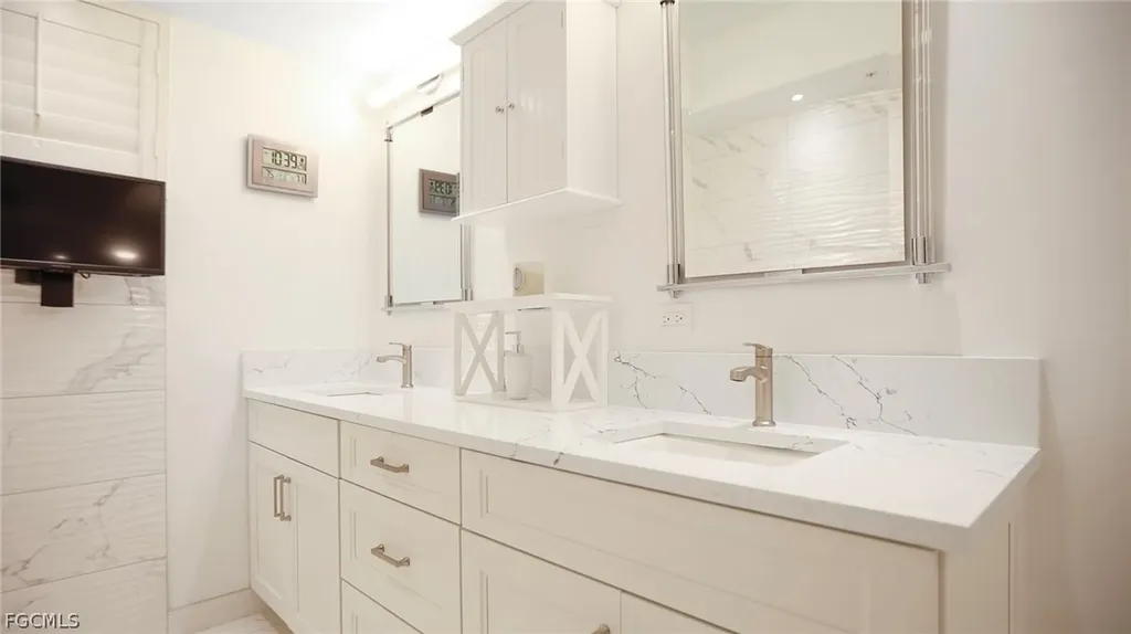 14250 Royal Harbour Court Fort Myers FL 33908