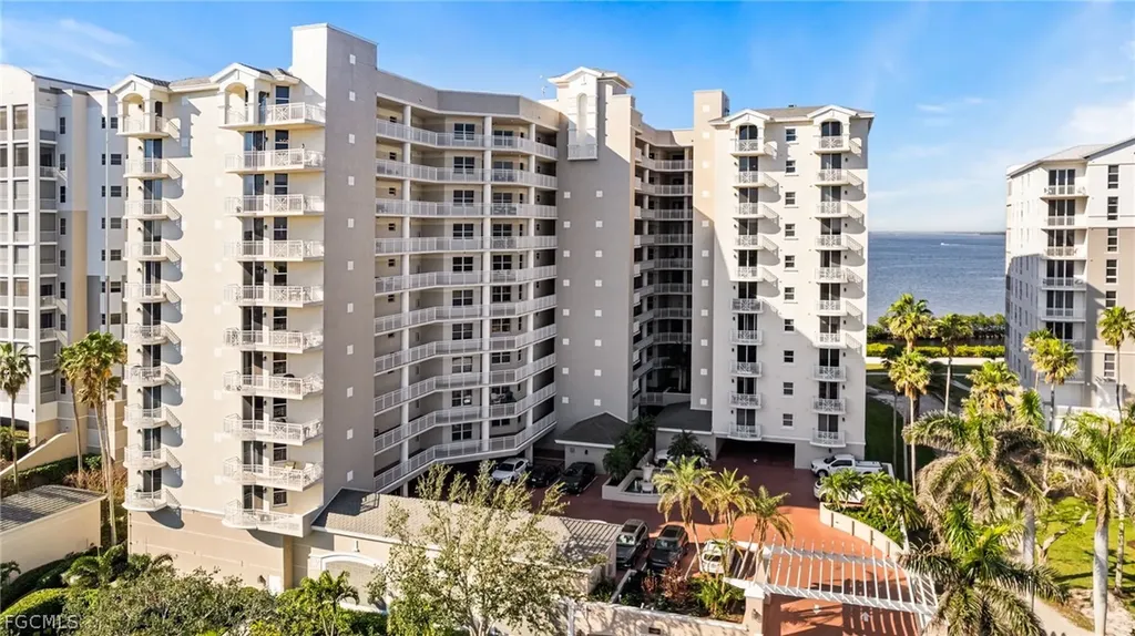 14250 Royal Harbour Court Fort Myers FL 33908