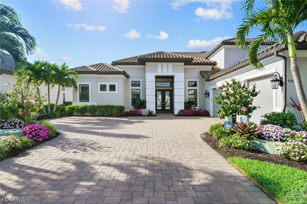 Naples FL, 9345 Tulipano Terrace