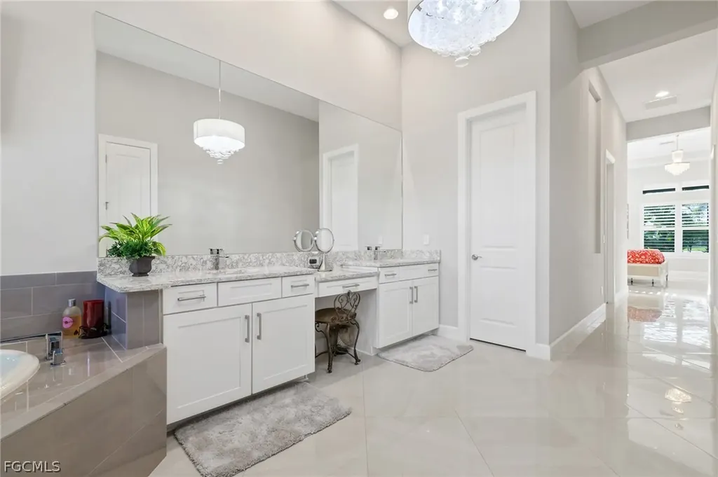 9345 Tulipano Terrace Naples FL 34119