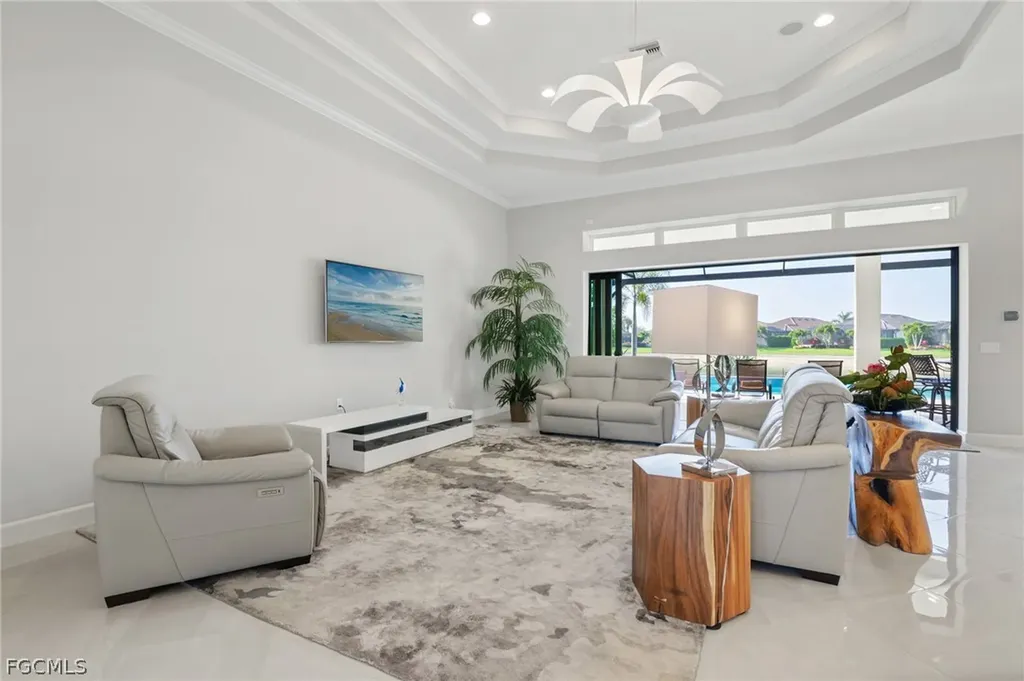 9345 Tulipano Terrace Naples FL 34119