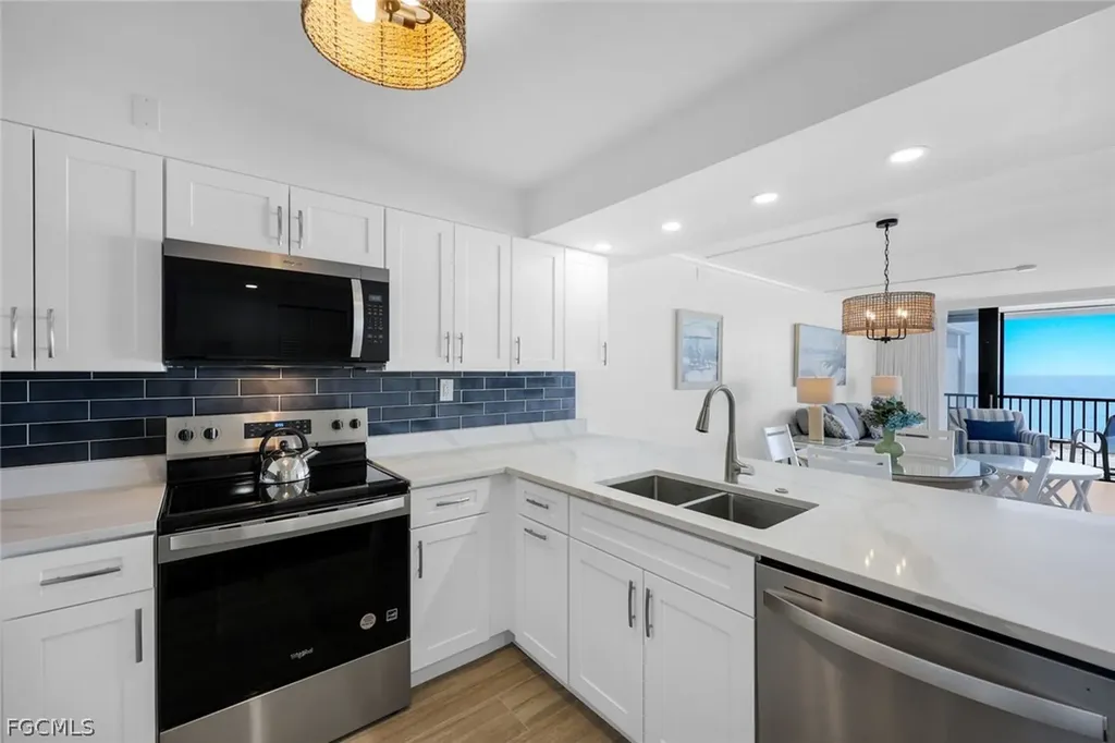 1501 Middle Gulf Drive Sanibel FL 33957