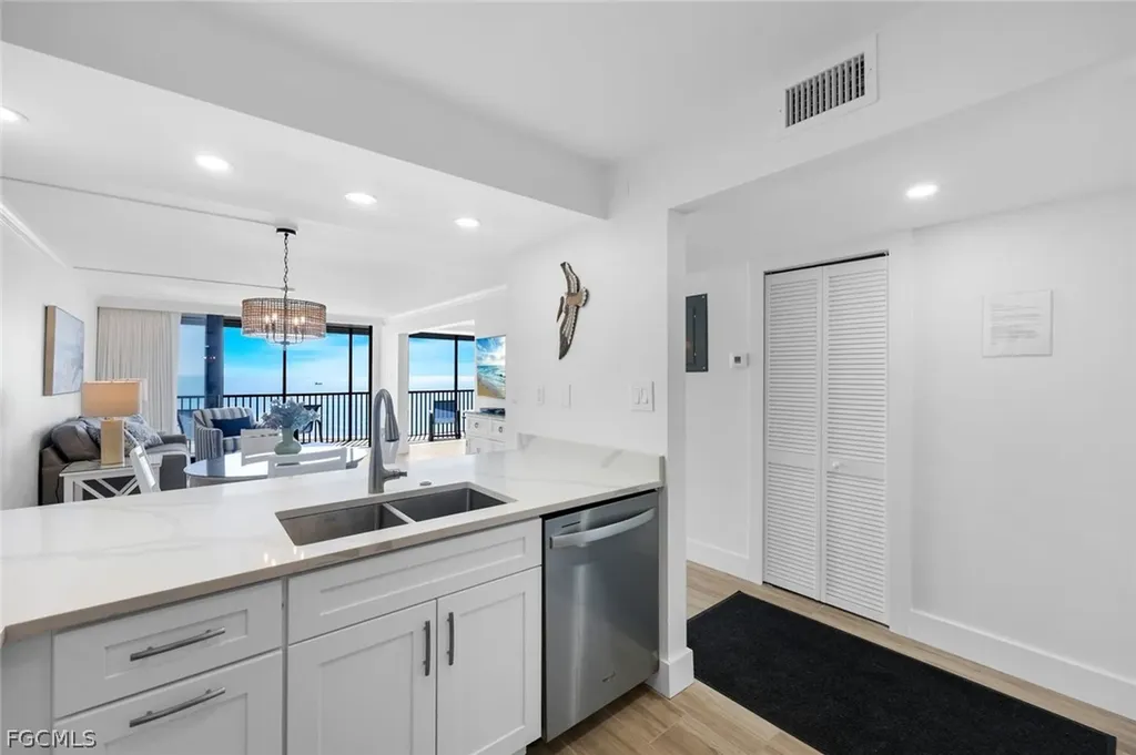 1501 Middle Gulf Drive Sanibel FL 33957