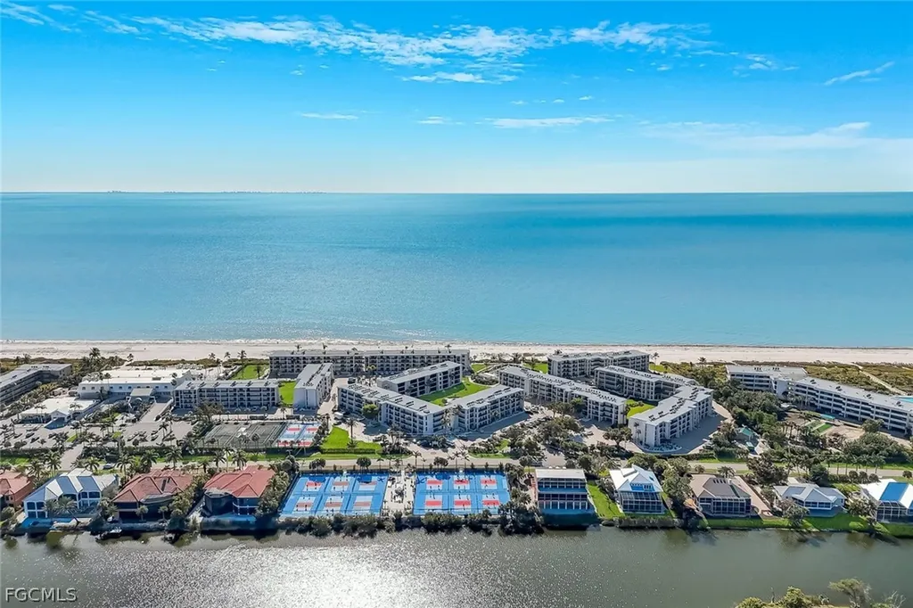 1501 Middle Gulf Drive Sanibel FL 33957