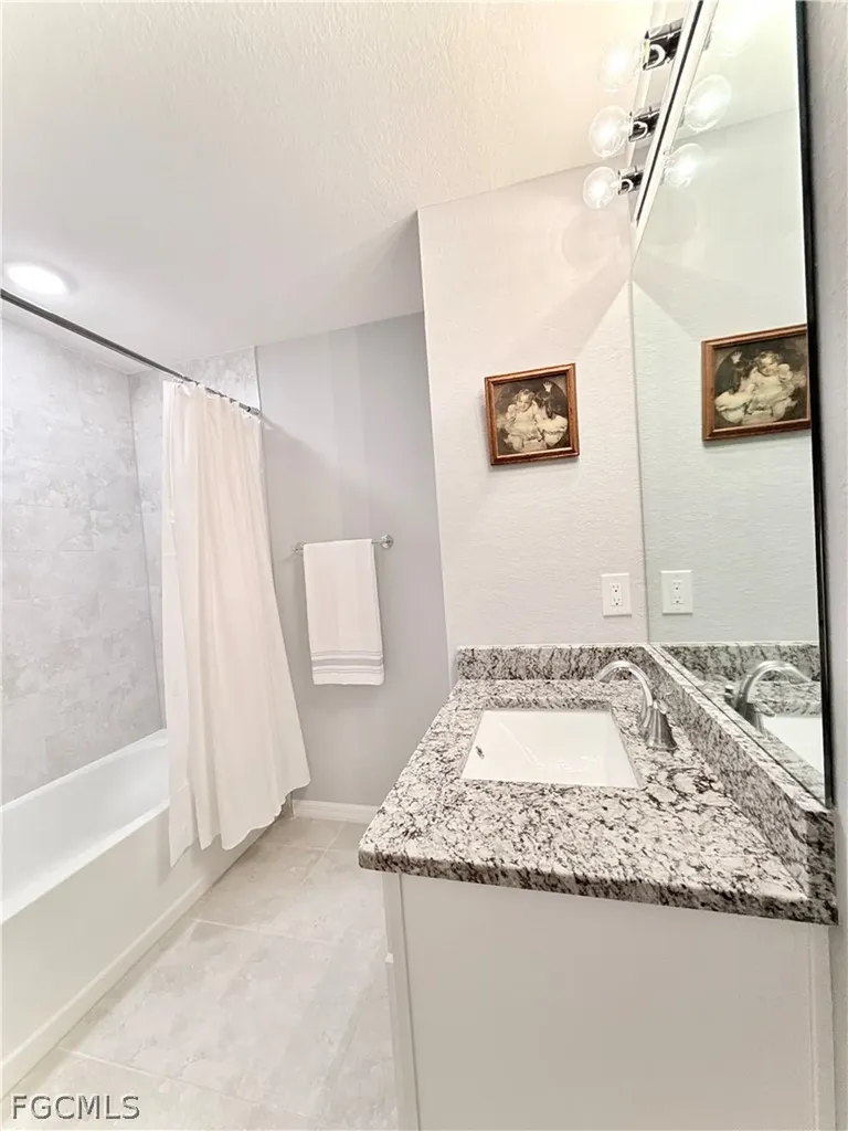 428 NW 13th Terrace Cape Coral FL 33993