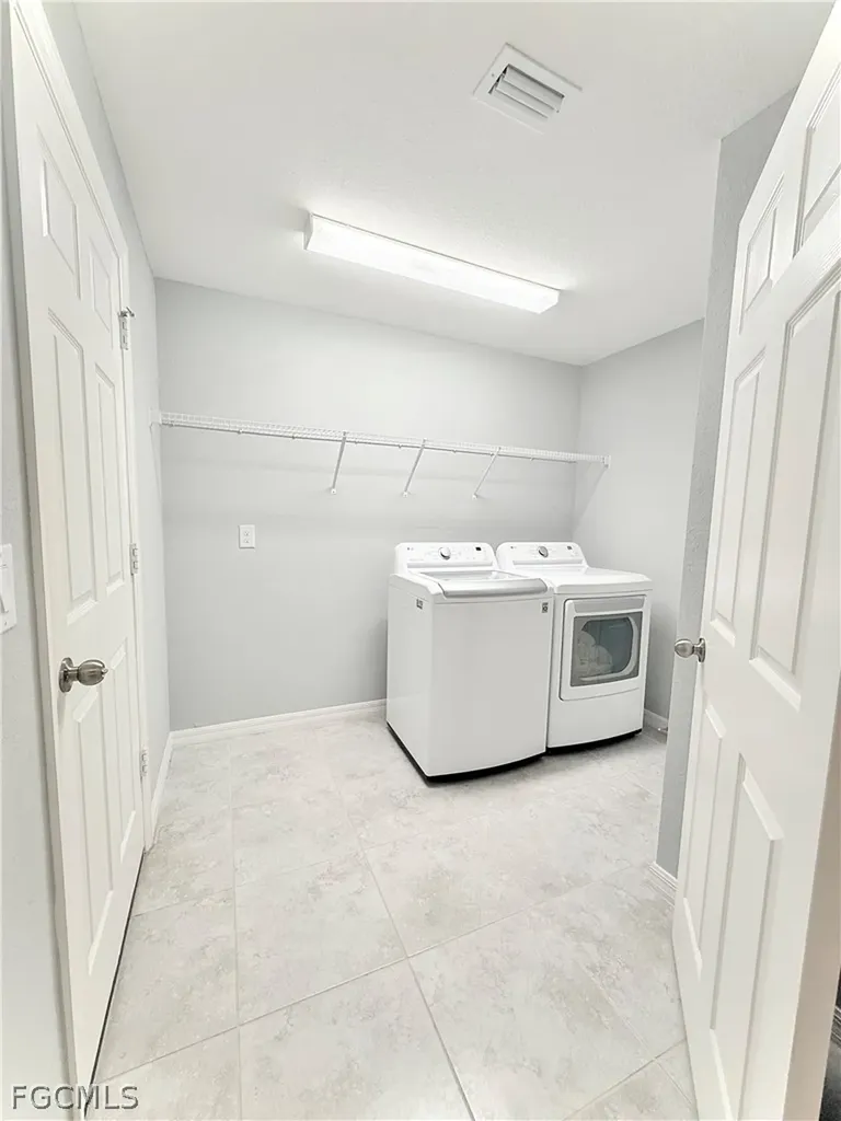 428 NW 13th Terrace Cape Coral FL 33993