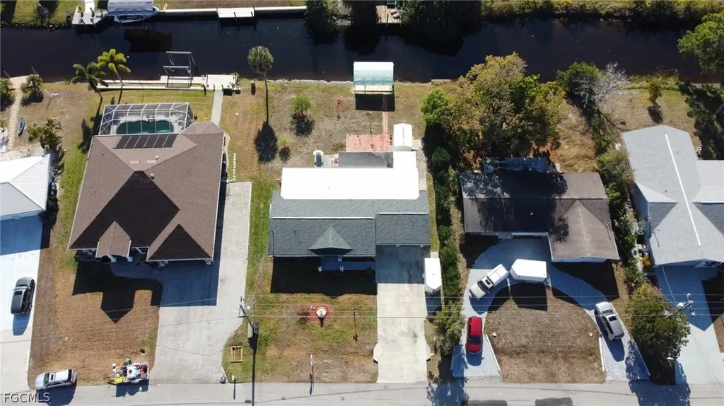 1930 Indian Creek Drive North Fort Myers FL 33917