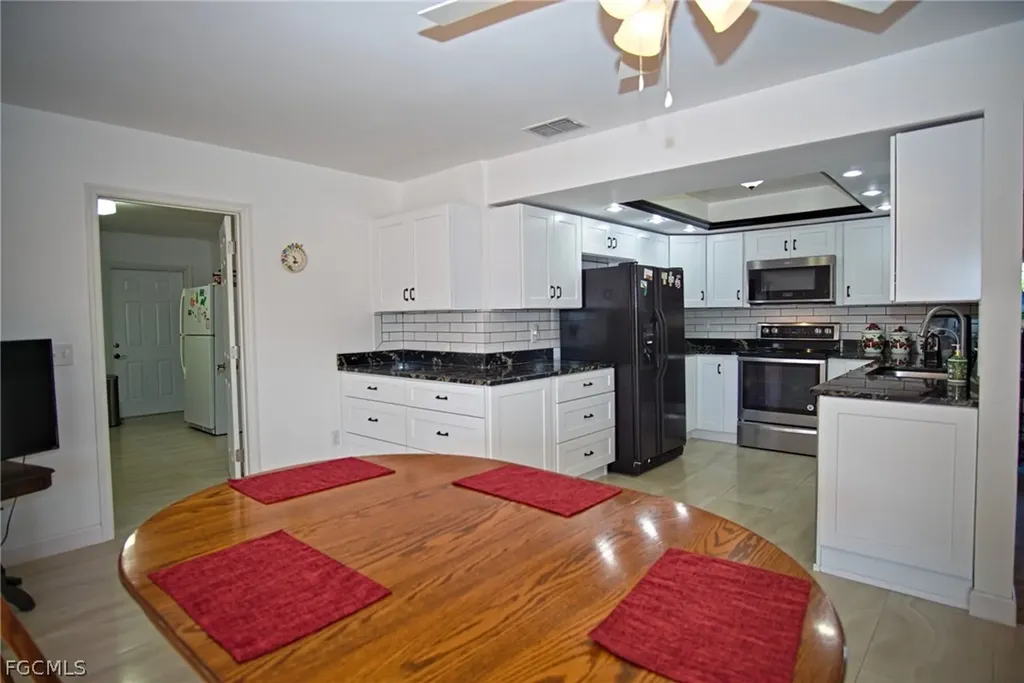 1930 Indian Creek Drive North Fort Myers FL 33917