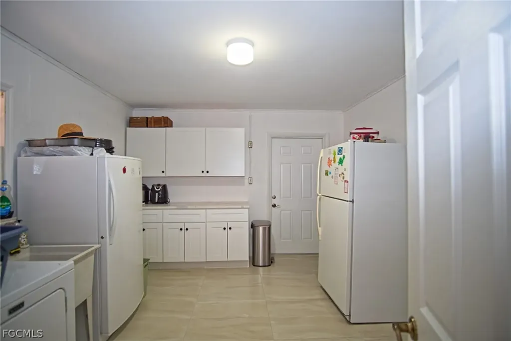 1930 Indian Creek Drive North Fort Myers FL 33917