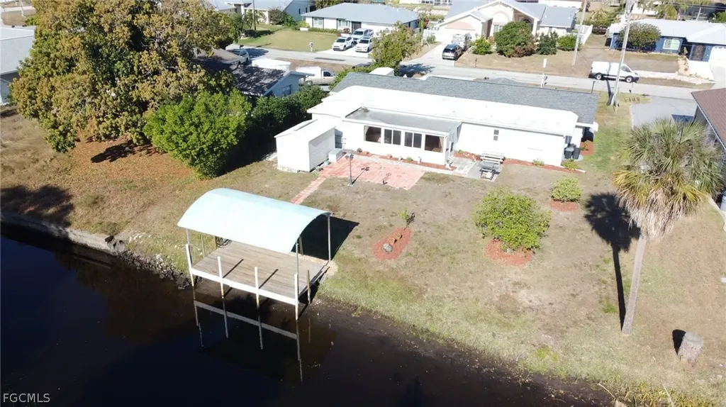 1930 Indian Creek Drive North Fort Myers FL 33917