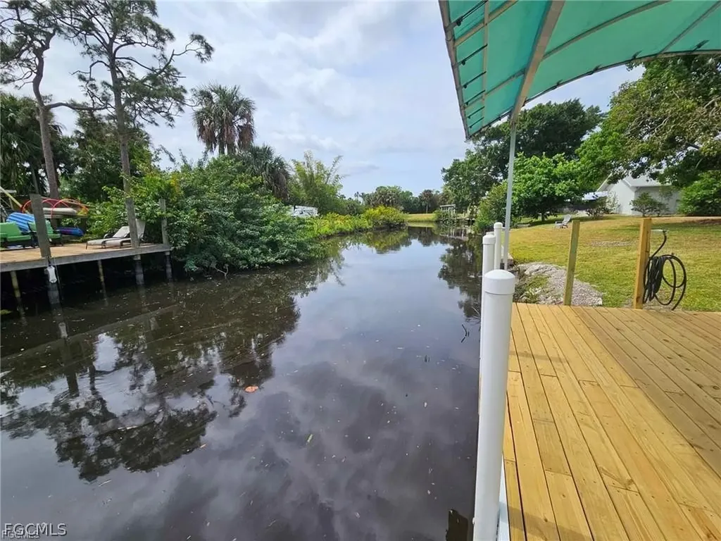 1930 Indian Creek Drive North Fort Myers FL 33917