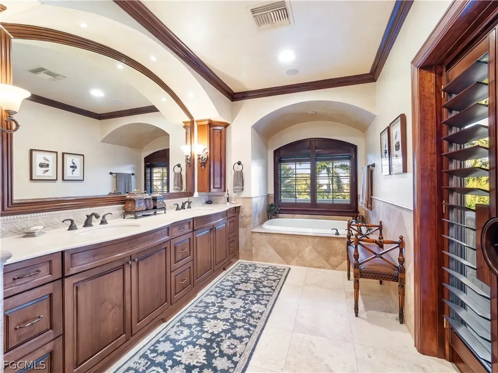 3767 W Gulf Drive Sanibel FL 33957