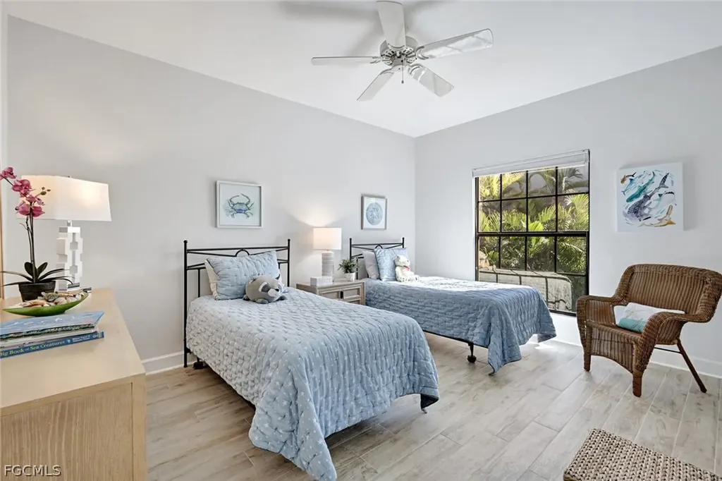 1126 Harbour Cottage Court Sanibel FL 33957