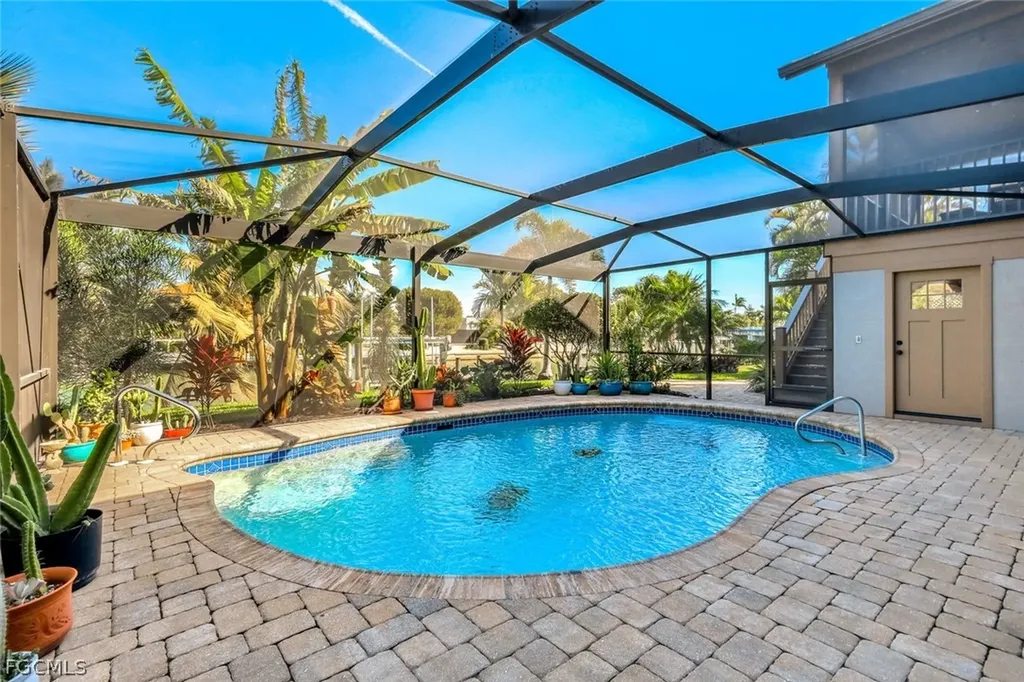 1126 Harbour Cottage Court Sanibel FL 33957