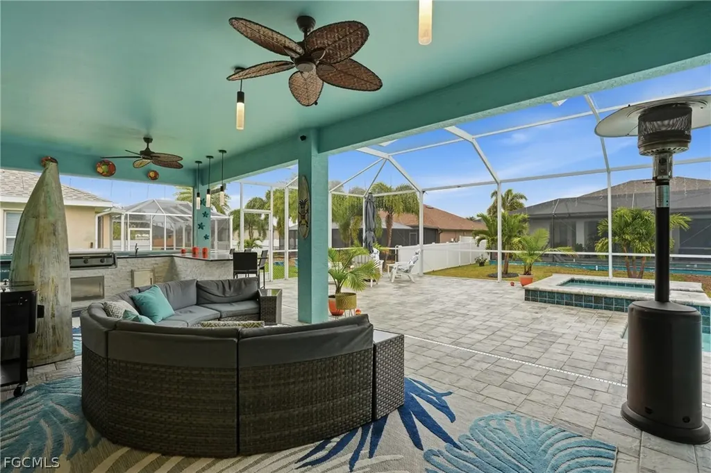 3733 SW 1st Lane Cape Coral FL 33991