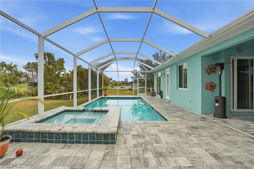 3733 SW 1st Lane Cape Coral FL 33991