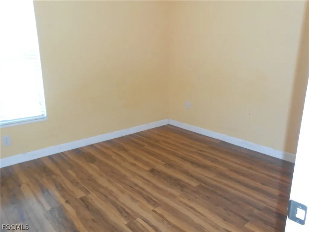 612 Mcarthur Avenue Lehigh Acres FL 33936