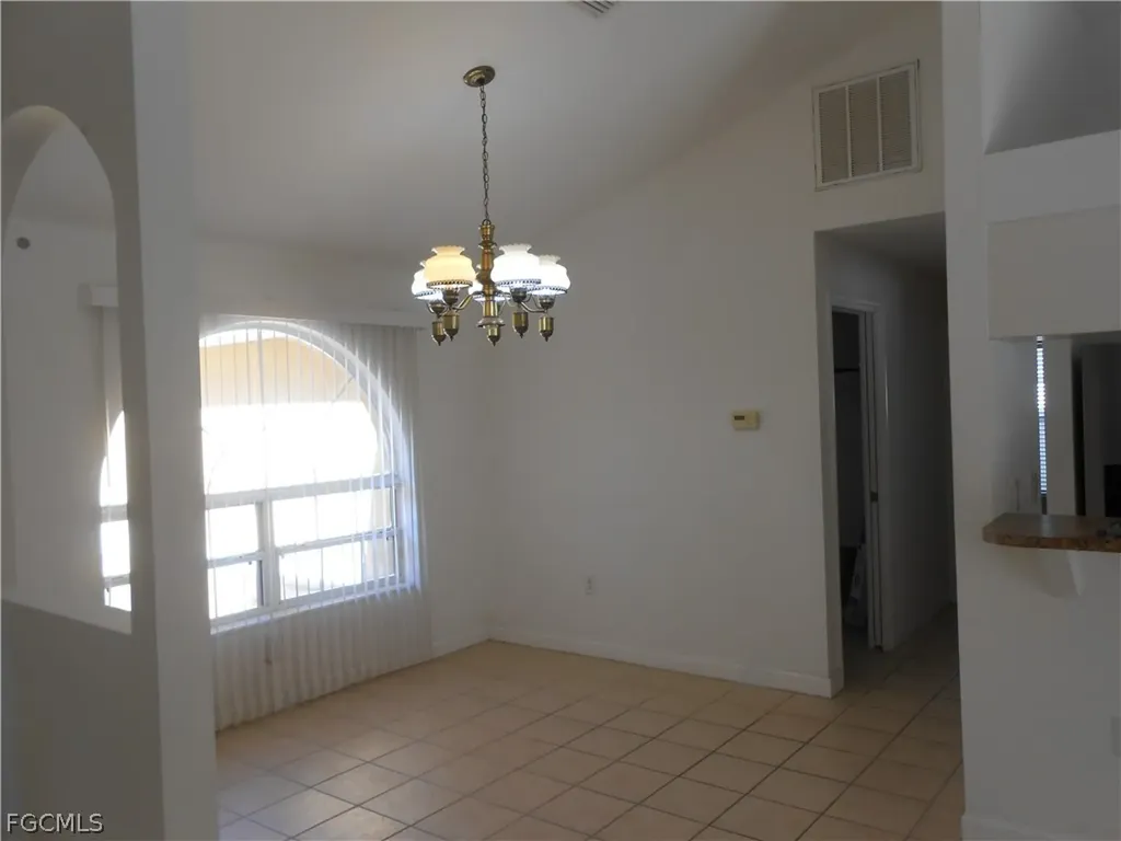 612 Mcarthur Avenue Lehigh Acres FL 33936
