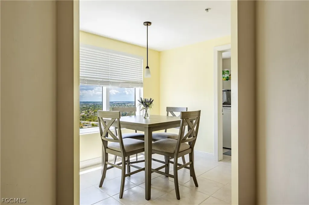 2743 1st Street Fort Myers FL 33916