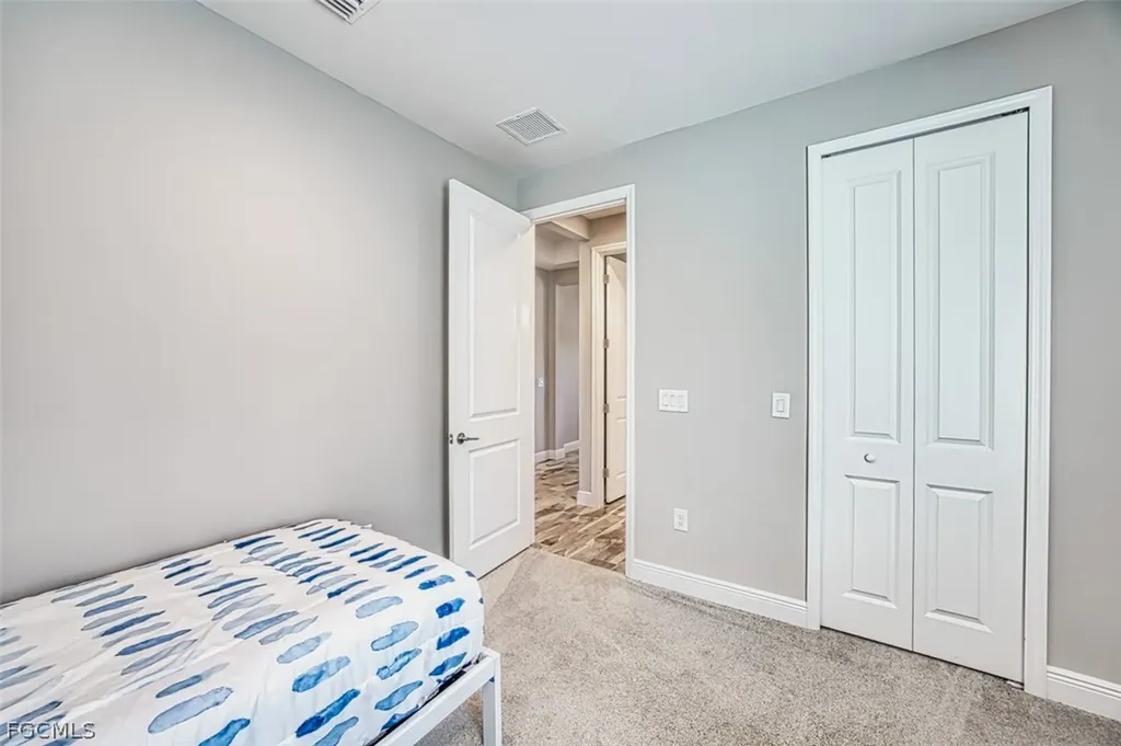 2925 Willow Ridge Court Fort Myers FL 33905