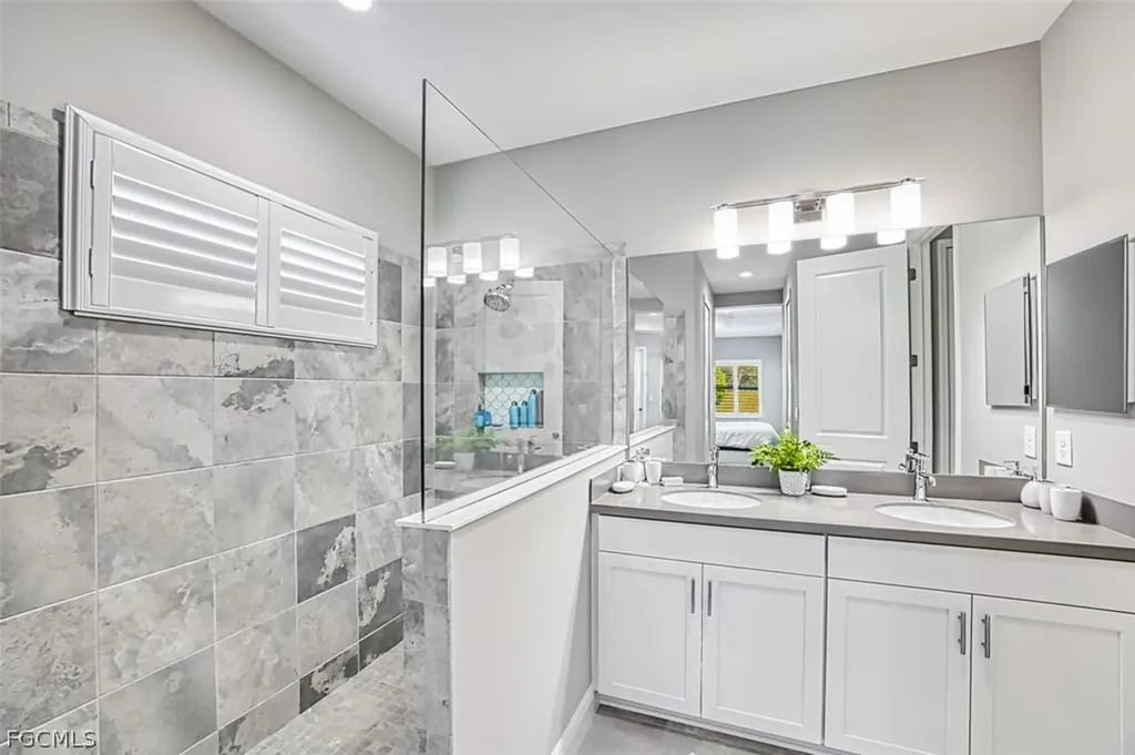 2925 Willow Ridge Court Fort Myers FL 33905