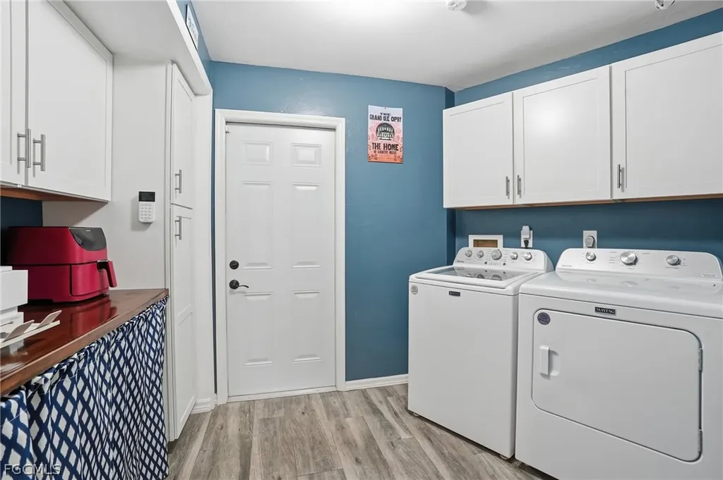 4419 SW 11th Avenue Cape Coral FL 33914