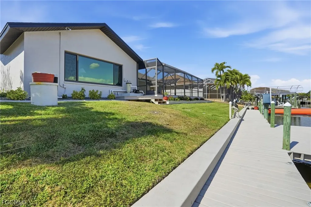 4419 SW 11th Avenue Cape Coral FL 33914
