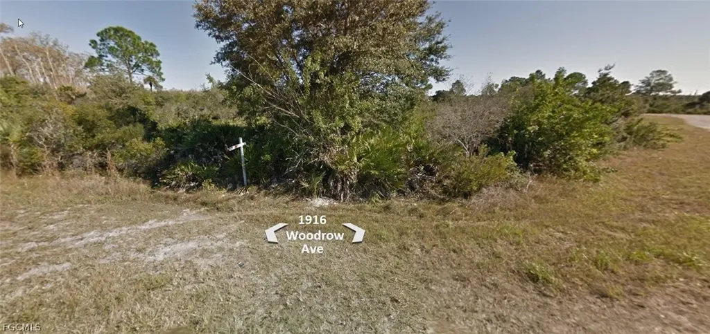1916 Woodrow Avenue Lehigh Acres FL 33972