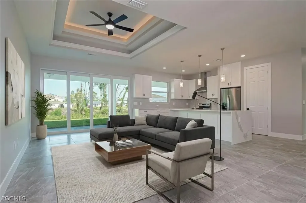 1202 SW 8th Place Cape Coral FL 33991