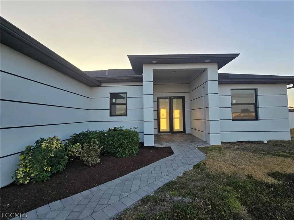 2916 Nelson Road N Cape Coral FL 33993
