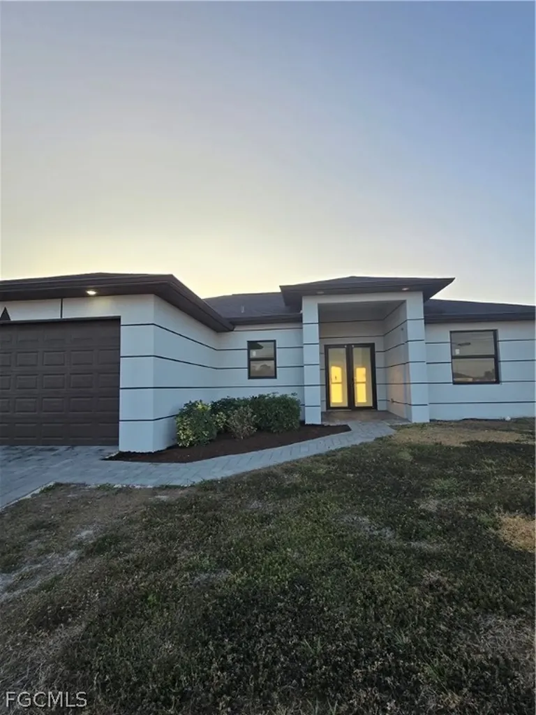 2916 Nelson Road N Cape Coral FL 33993