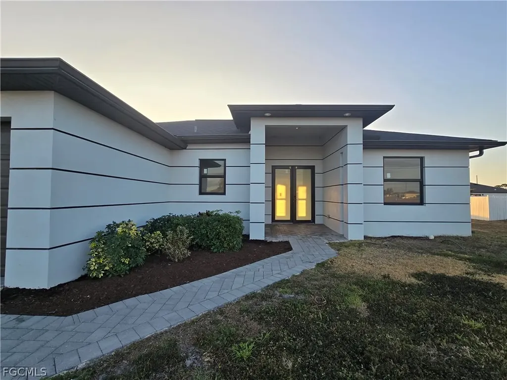 2916 Nelson Road N Cape Coral FL 33993