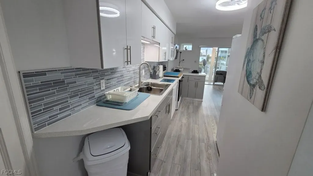 3211 Stringfellow Road St. James City FL 33956