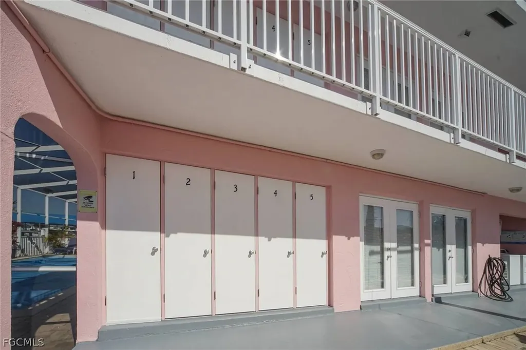 3211 Stringfellow Road St. James City FL 33956